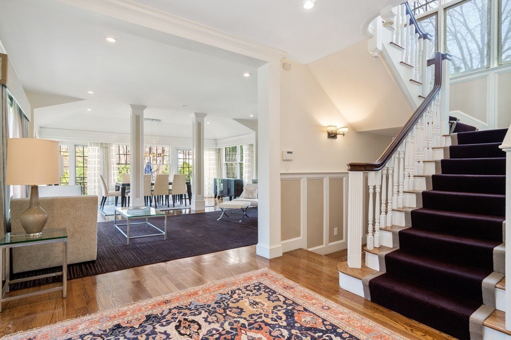 36 Druce Street Brookline, MA 02445 - Photo 5 of 36