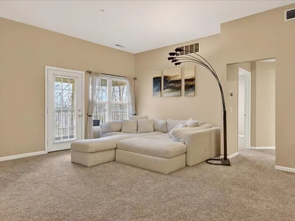 $295,000 | 1089 Joyce Lane, Unit 88, Ann Arbor, MI 48103