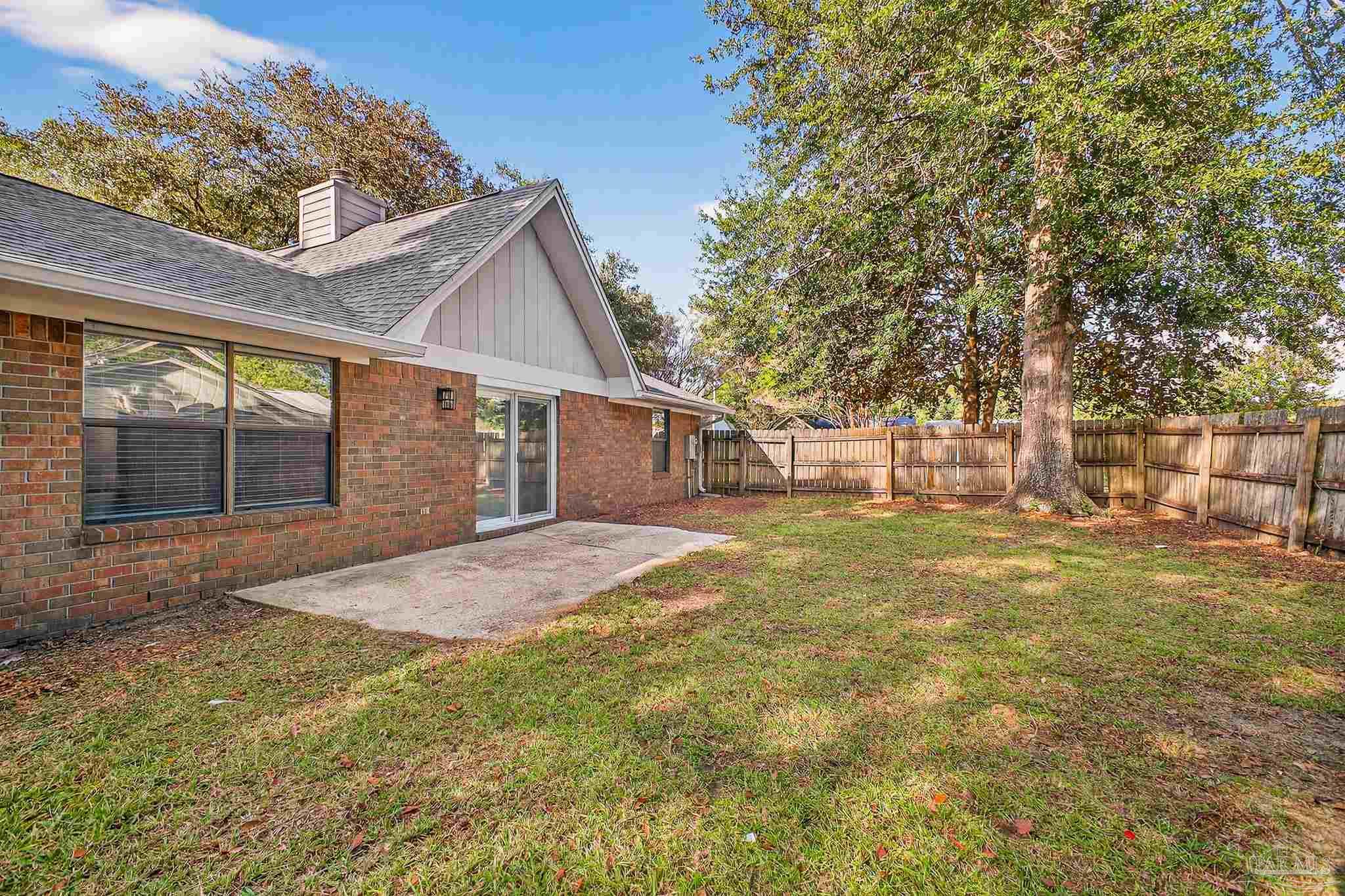 9698 Hummingbird Lane Pensacola, FL 32514 - Photo 5 of 25