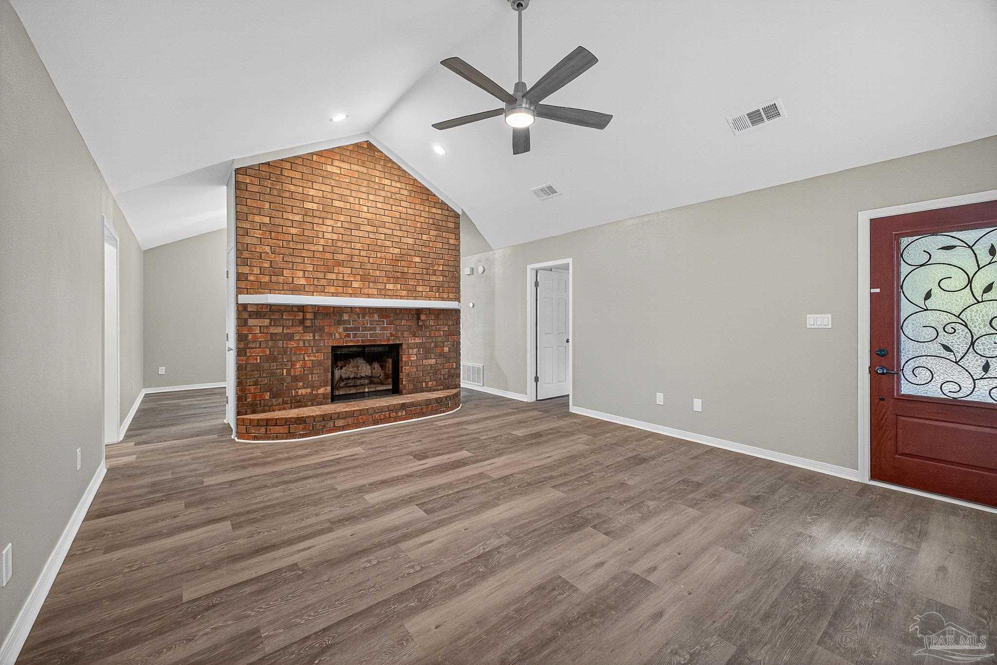 9698 Hummingbird Lane Pensacola, FL 32514 - Photo 6 of 25