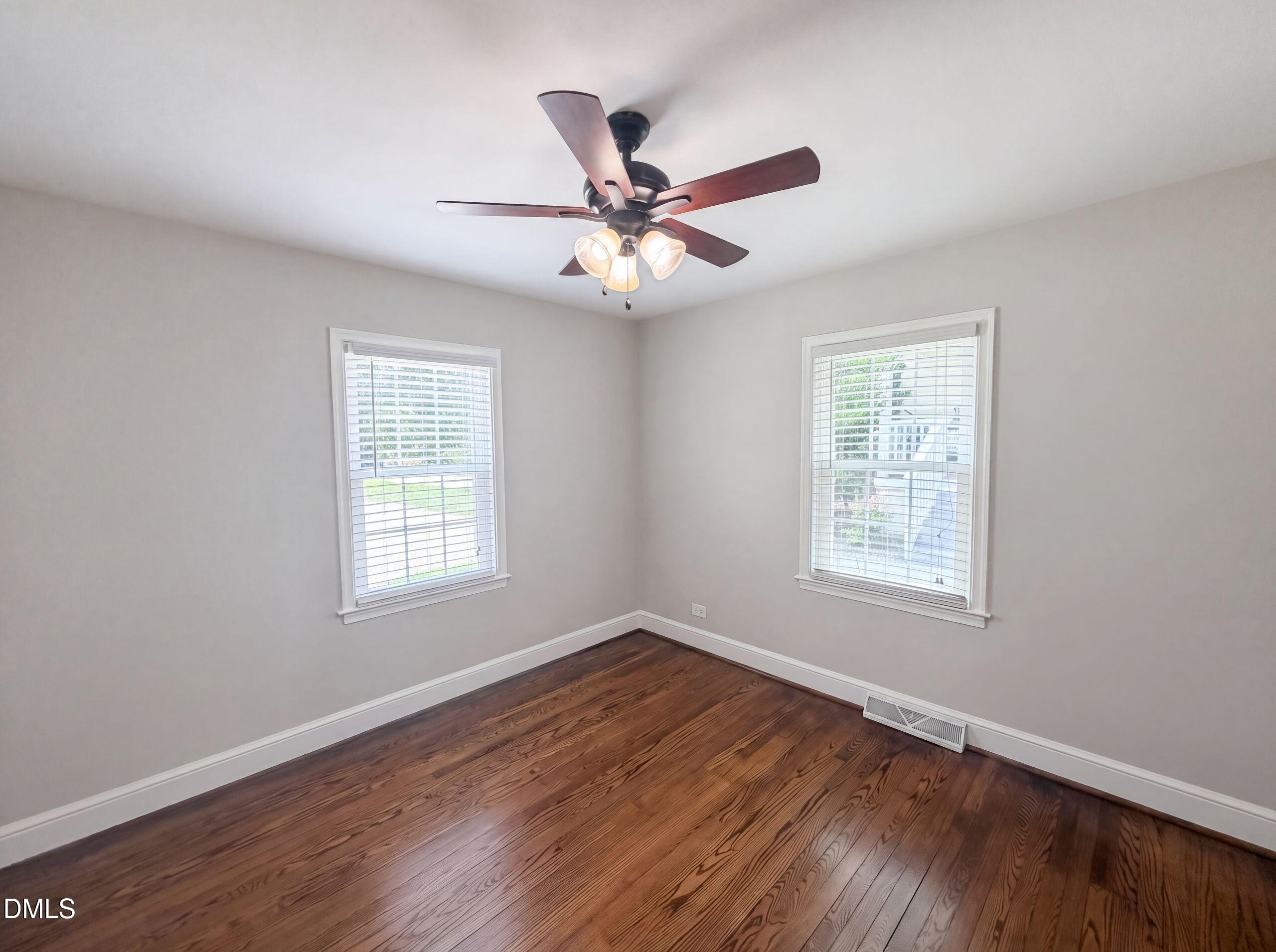 1712 North Roxboro Street Durham, NC 27701 - Photo 4 of 16 listing_3