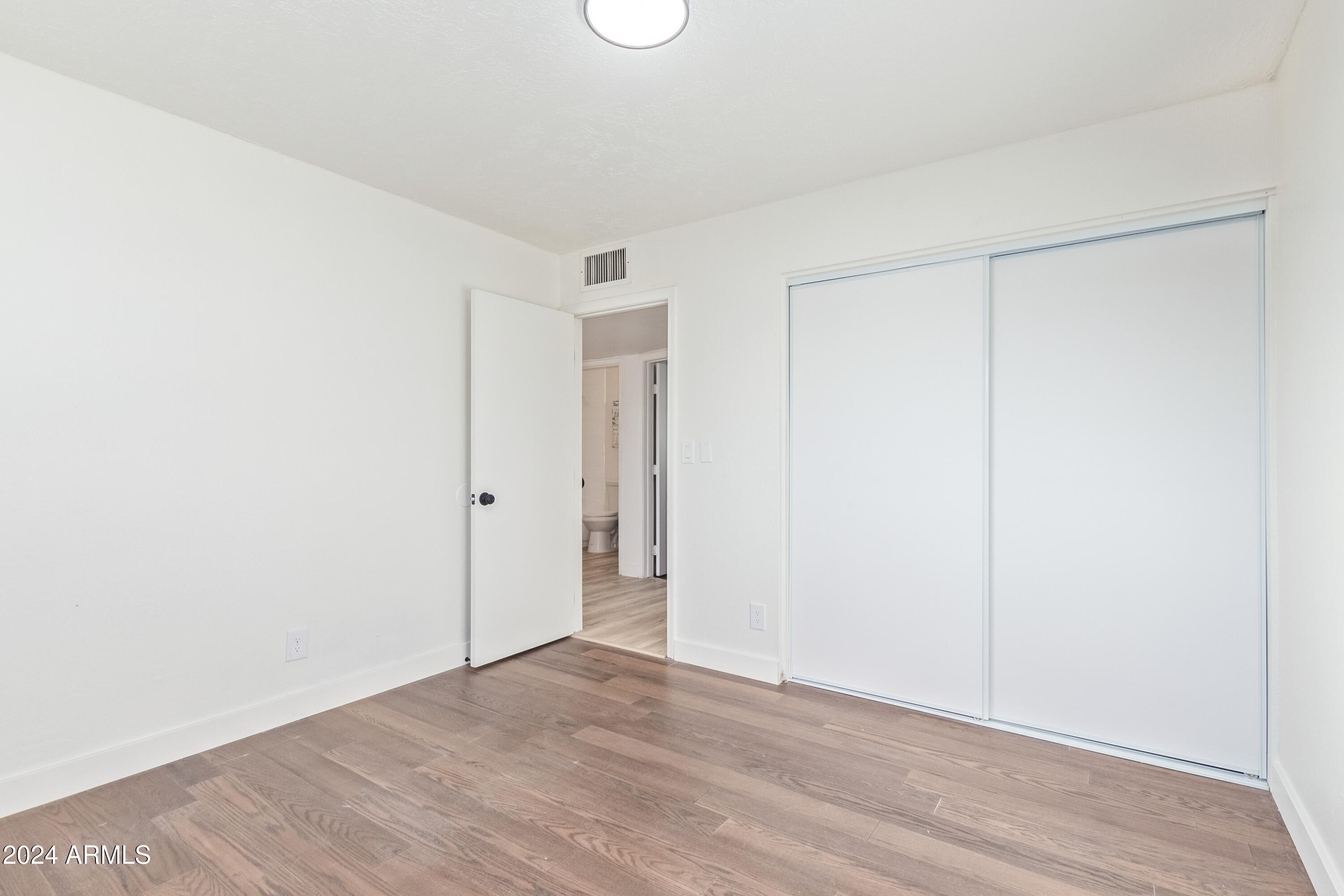 3350 West Wethersfield Road Phoenix, AZ 85029 - Photo 15 of 41 IMG_6120