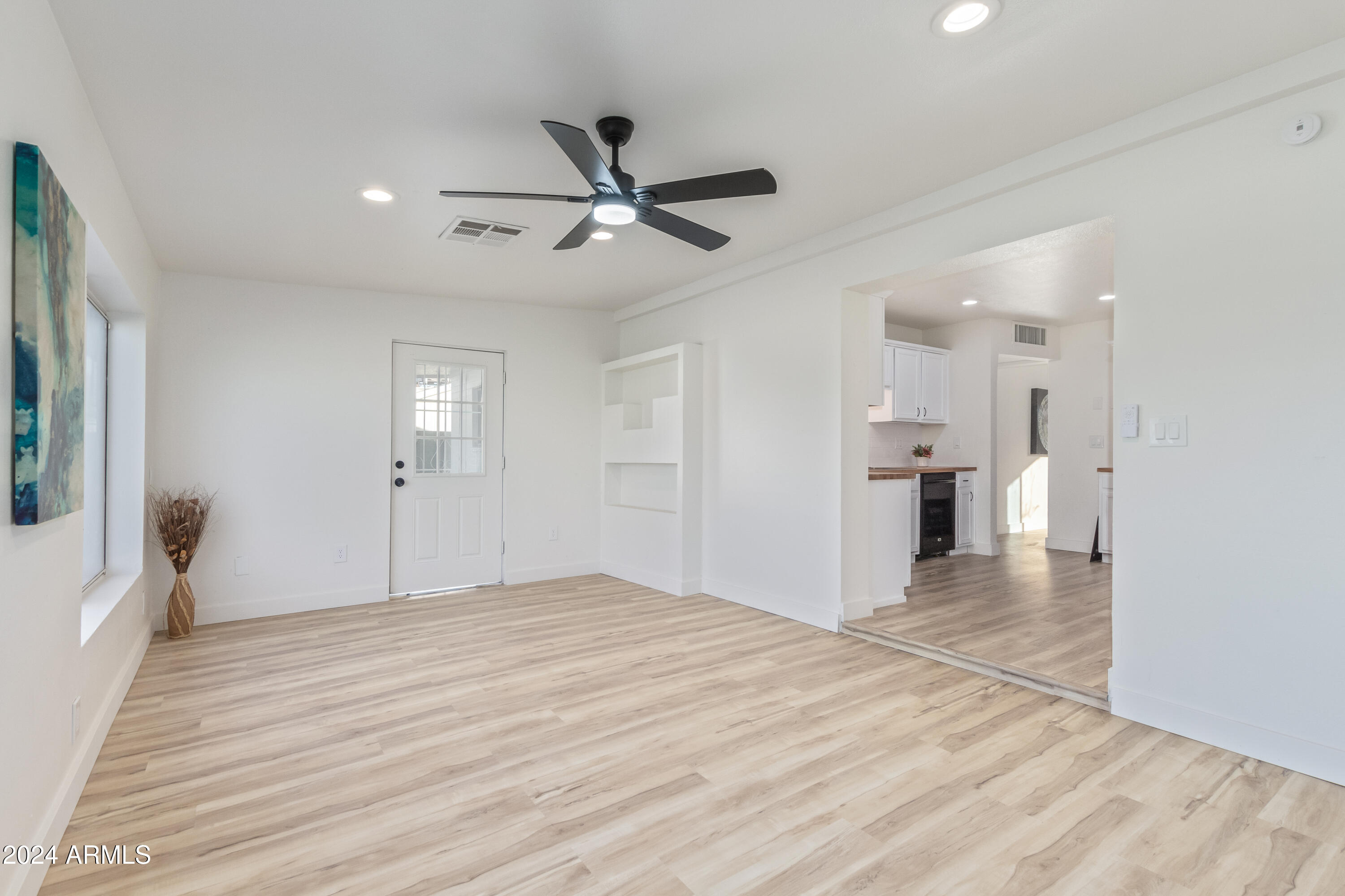 3350 West Wethersfield Road Phoenix, AZ 85029 - Photo 20 of 41 IMG_6099