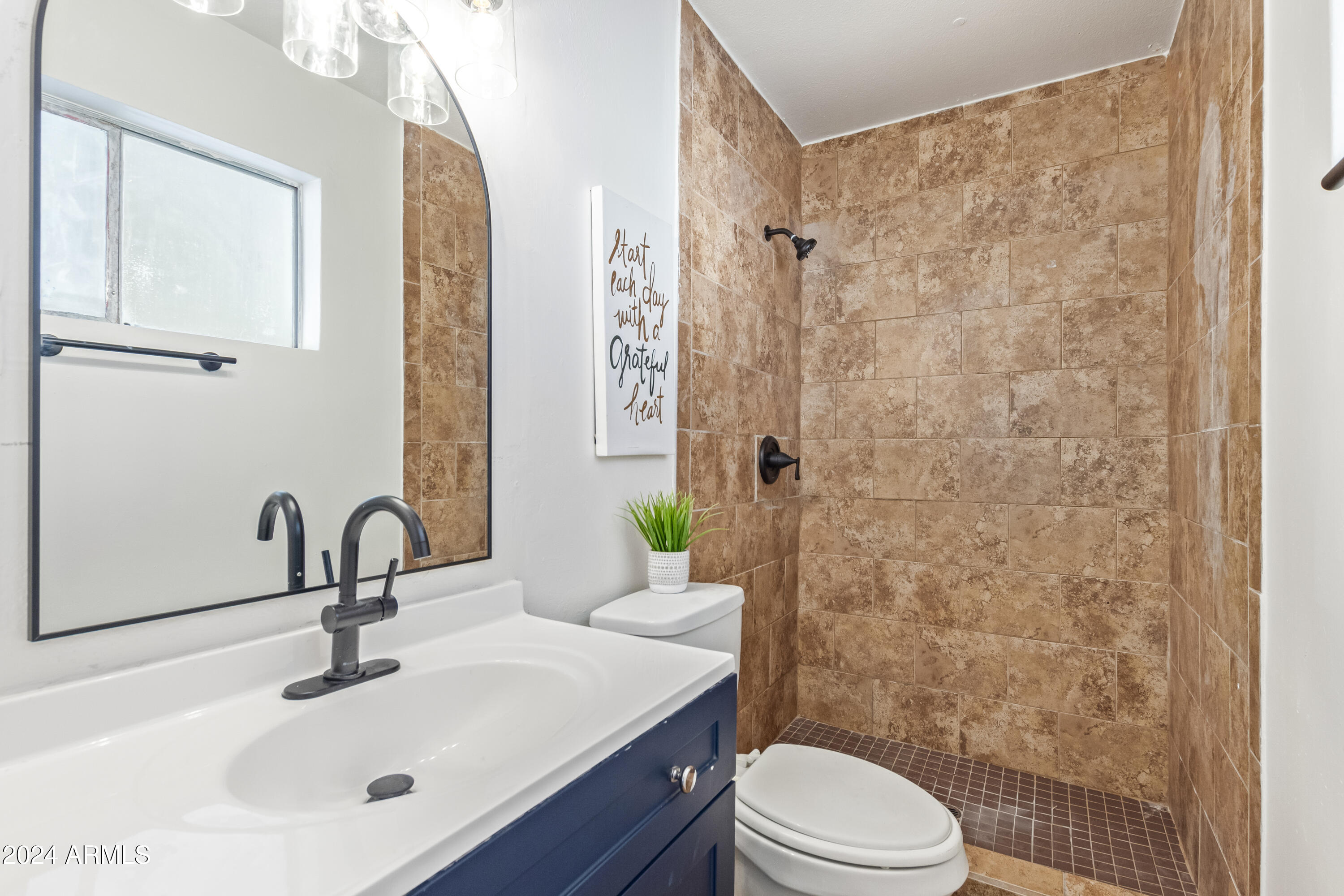 3350 West Wethersfield Road Phoenix, AZ 85029 - Photo 10 of 41 IMG_6133