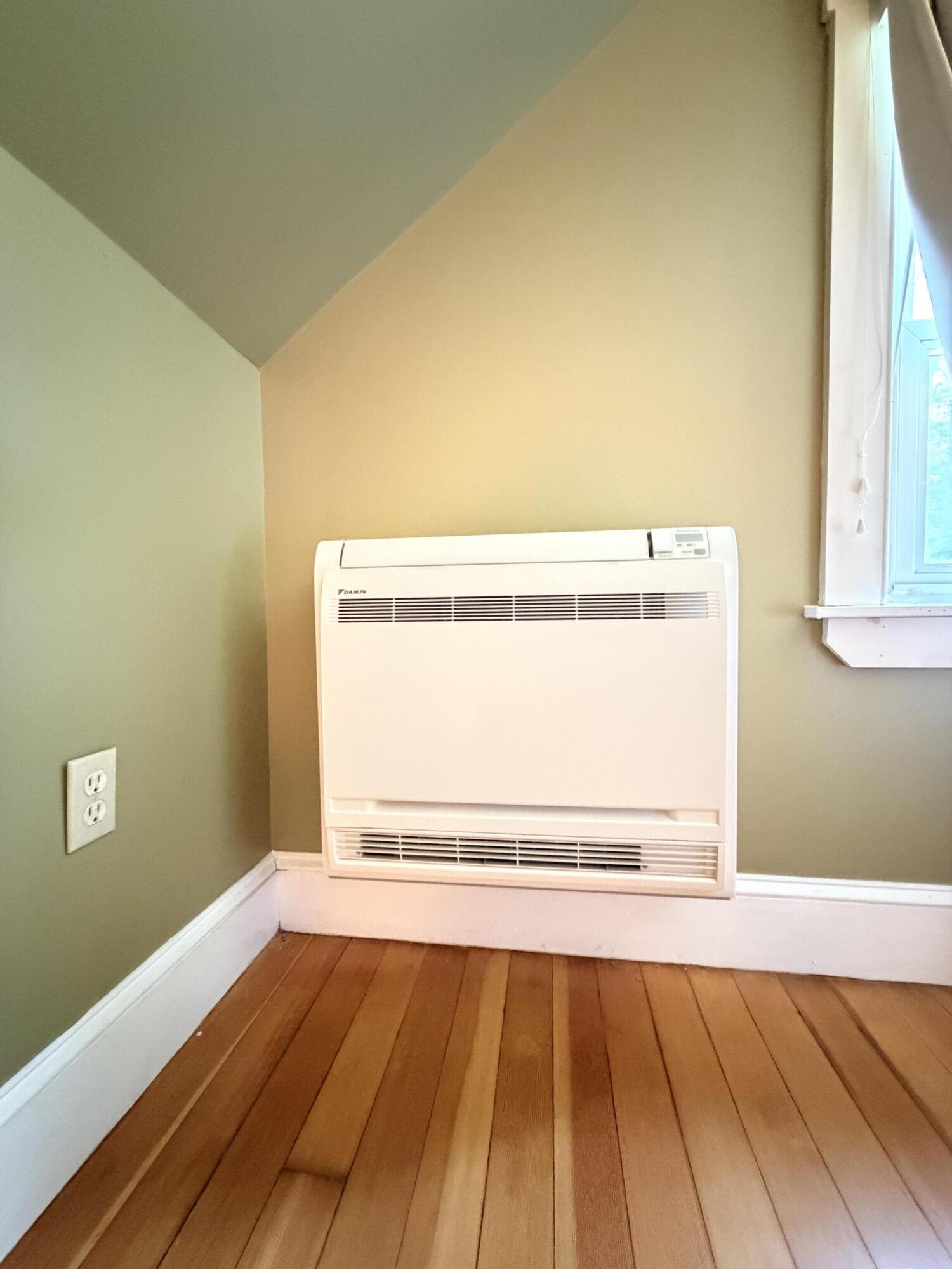 14 Castine Avenue Portland, ME 04103 - Photo 25 of 37 IMG_0250