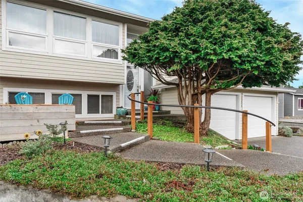 $489,000 | 1205 195th Street, Long Beach, WA 98631