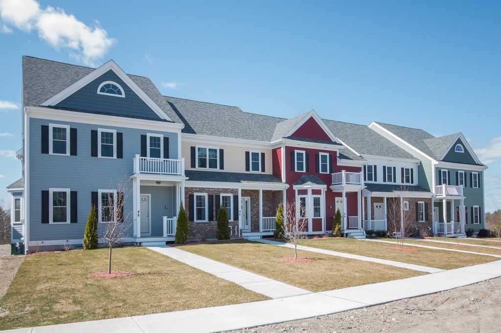 52 Meetinghouse Road, Unit 52 Norfolk, MA 02056 - Photo 2 of 20 Gallery Image 2
