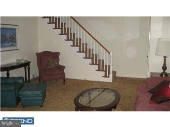 222 Paddock Road Havertown, PA 19083 - Photo 7 of 10 Living Room