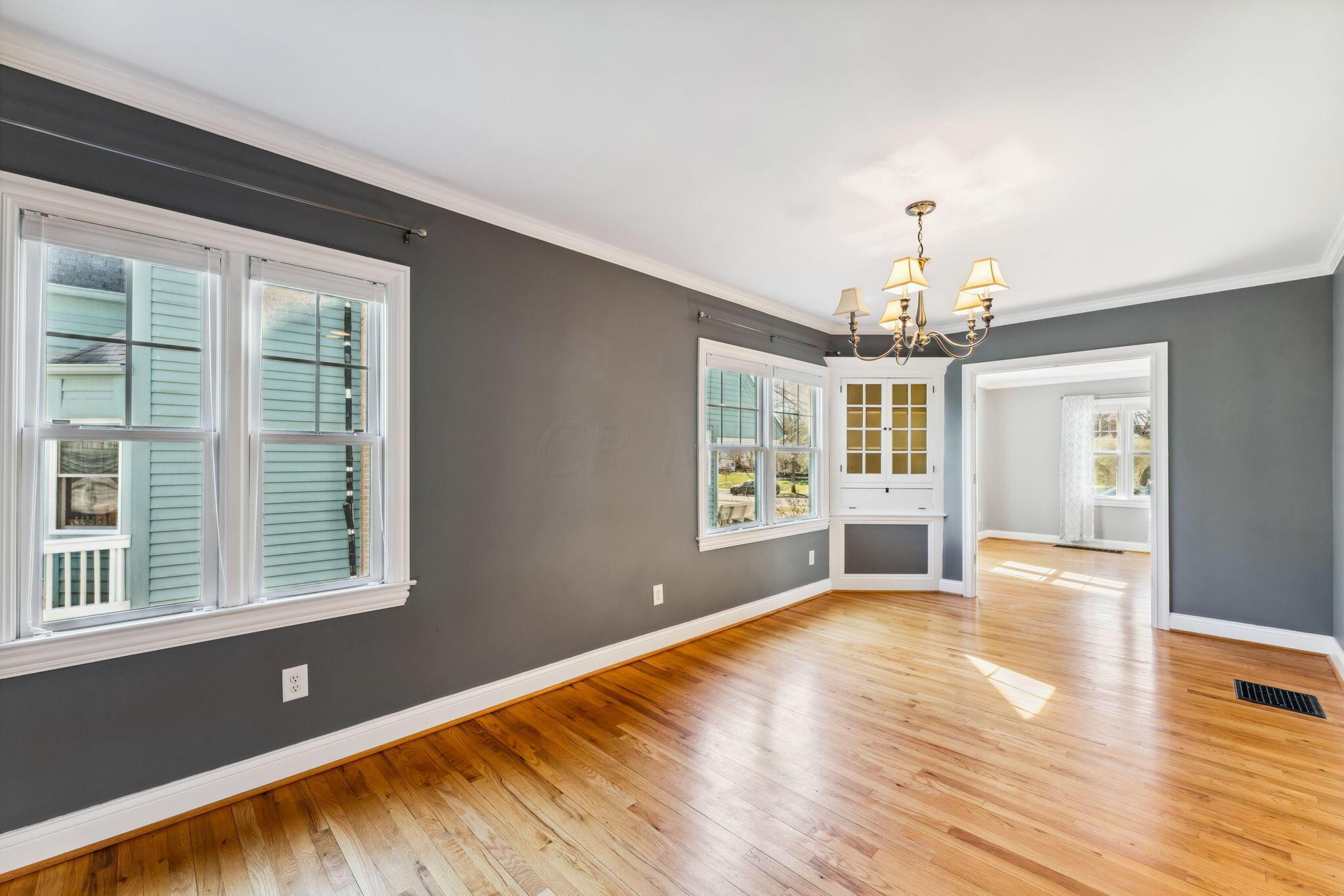 114 South Cassingham Road Bexley, OH 43209 - Photo 15 of 51 Dining room