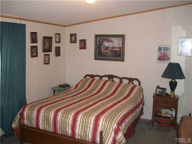 1146 Bear Pond Road Henderson, NC 27537 - Photo 3 of 10 Gallery Image 3