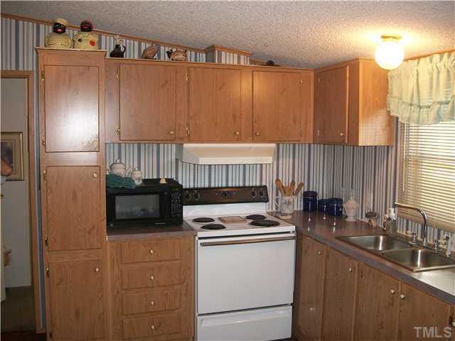 1146 Bear Pond Road Henderson, NC 27537 - Photo 7 of 10 Gallery Image 7