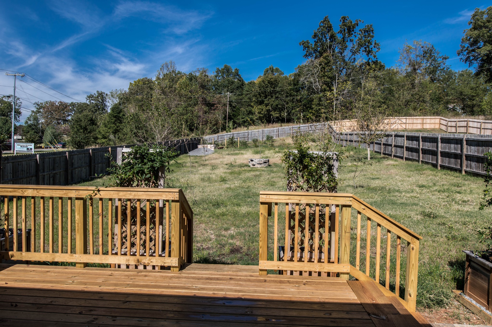 1005 Ishee Drive Clarksville, TN 37042 - Photo 20 of 20 a view of a patio on the roof deck