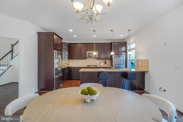 $775,000 | 6262 Casdin Drive, Alexandria, VA 22310