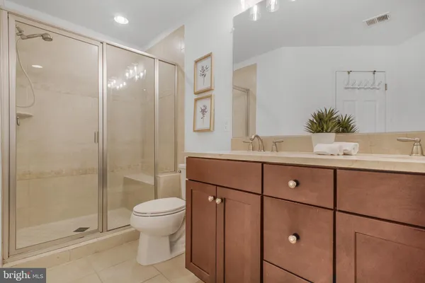 $775,000 | 6262 Casdin Drive, Alexandria, VA 22310