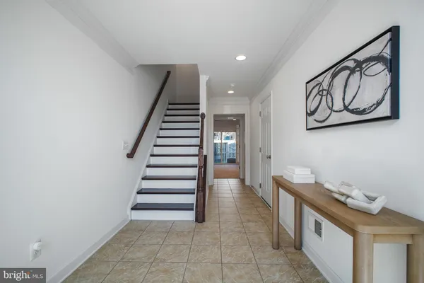 $775,000 | 6262 Casdin Drive, Alexandria, VA 22310