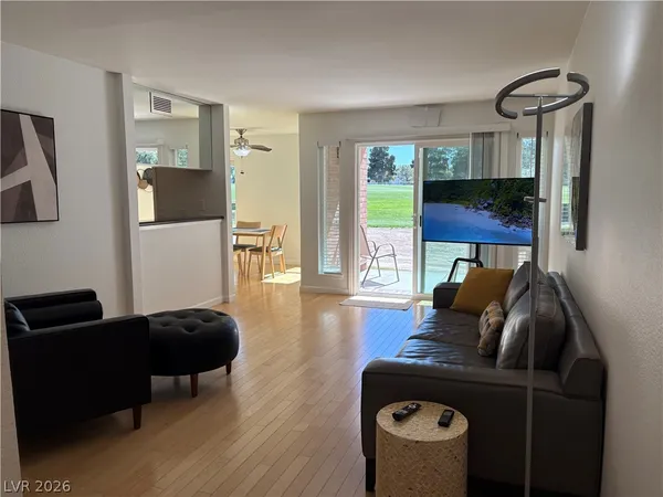 $1,899 | 2831 Geary Place, Unit 2909, Las Vegas, NV 89109