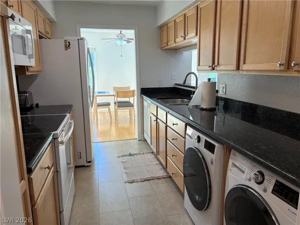 $1,899 | 2831 Geary Place, Unit 2909, Las Vegas, NV 89109