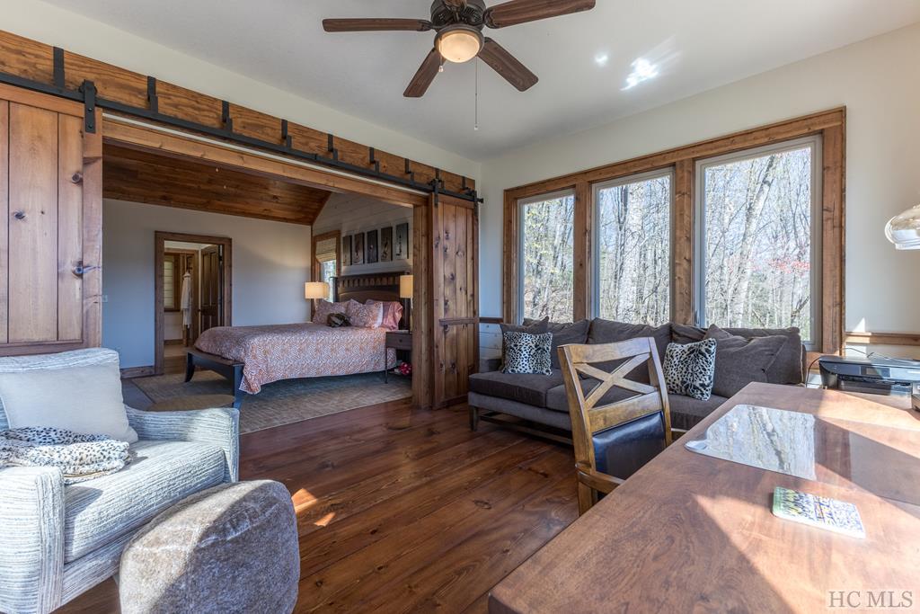 453 Golf View Road Sapphire, NC 28774 - Photo 29 of 36 Gallery Image 29
