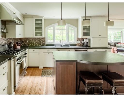 14 Monmouth Road Worcester, MA 01609 - Photo 11 of 29 Gallery Image 11
