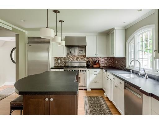 14 Monmouth Road Worcester, MA 01609 - Photo 9 of 29 Gallery Image 9