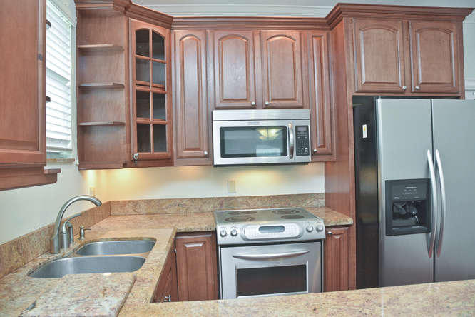 241 Malverne Road West Palm Beach, FL 33405 - Photo 14 of 36 241 Malverne Rd West Palm-small-028-241