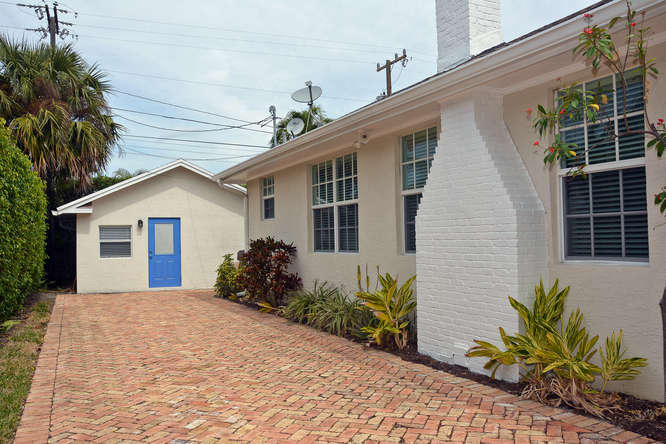 241 Malverne Road West Palm Beach, FL 33405 - Photo 7 of 36 241 Malverne Rd West Palm-small-002-241