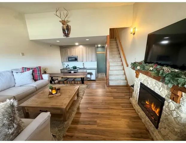 $499,000 | 8 Fall Line Drive, Unit S214, Newry, ME 04261