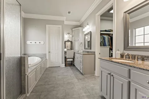 $655,000 | 2340 St Andrews Avenue, Zachary, LA 70791