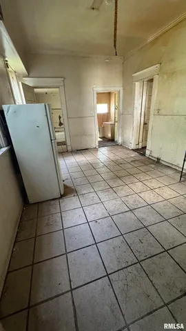 $39,900 | 1815 West 3rd Street, Davenport, IA 52802