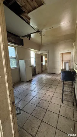 $29,900 | 1815 West 3rd Street, Davenport, IA 52802