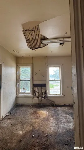 $39,900 | 1815 West 3rd Street, Davenport, IA 52802