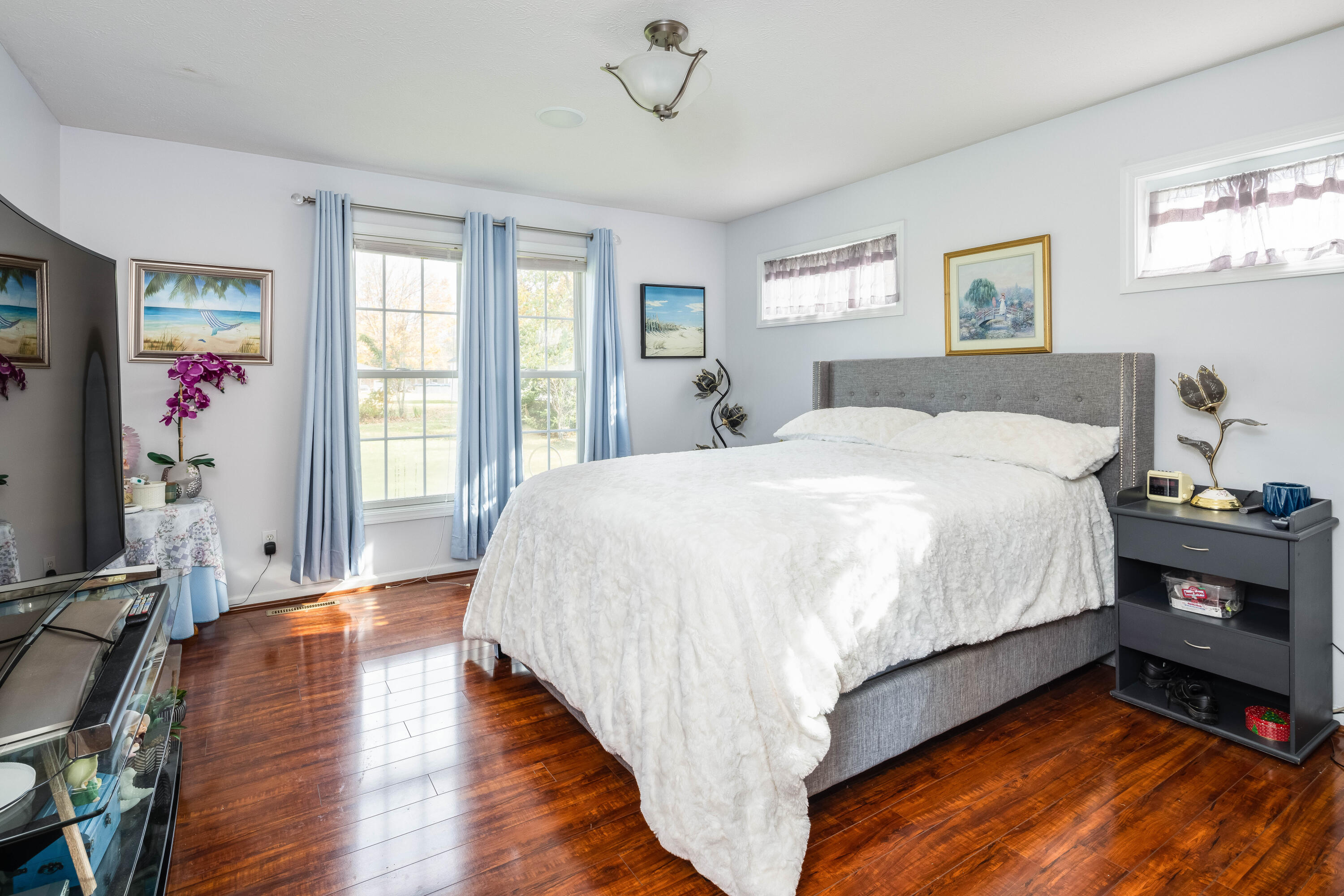 4549 Forest Beach Road Watervliet, MI 49098 - Photo 15 of 28 master