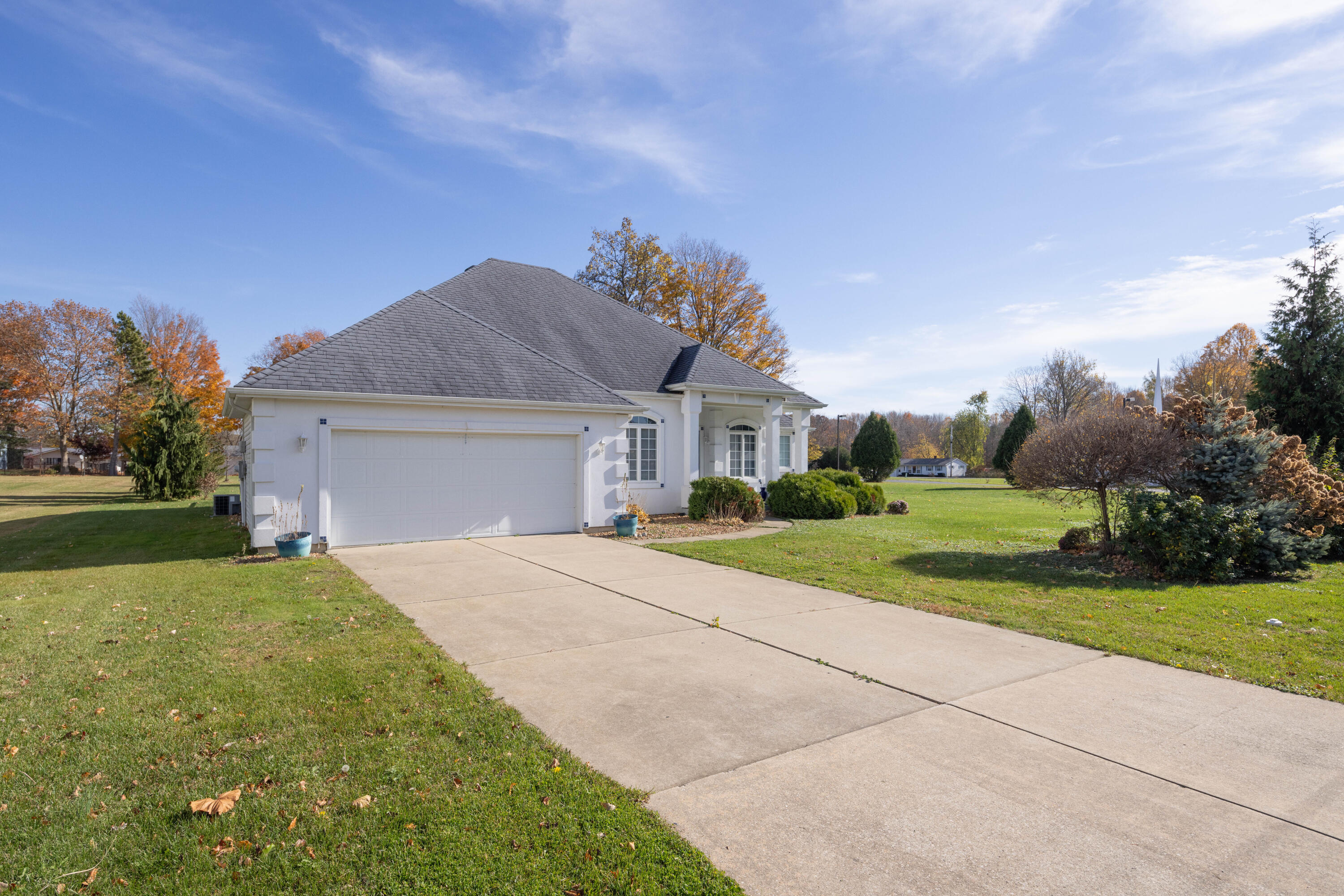 4549_Forest_Beach_Road_33
