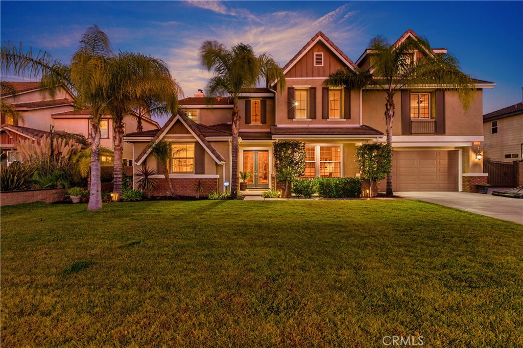 front view of house with a yard