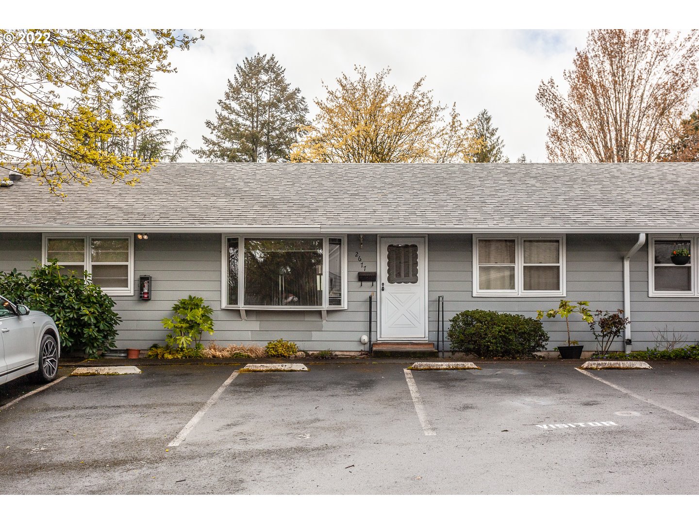 2677 Southwest Spring Garden Street Portland, OR 97219 - Photo 1 of 17 Gallery Image 1