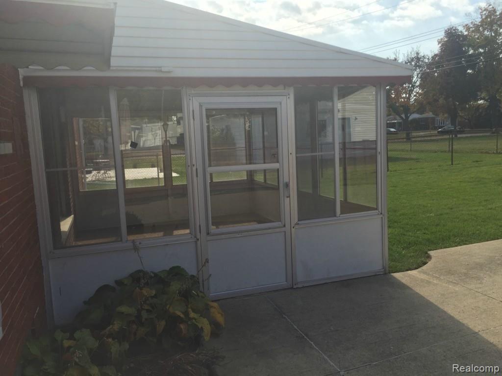 Enclosed Back Porch