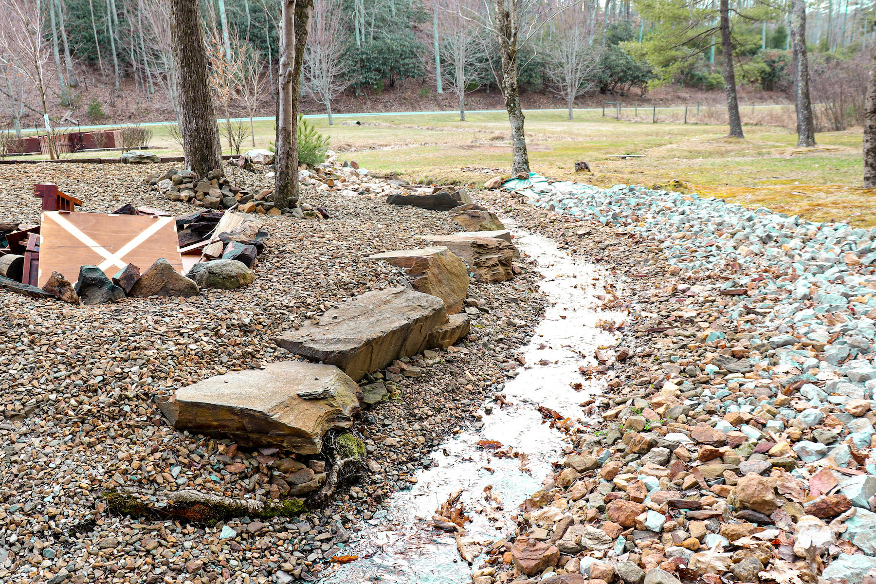 757 Roberson Mill Road Southeast Floyd, VA 24091 - Photo 14 of 23 a view of a backyard of the house
