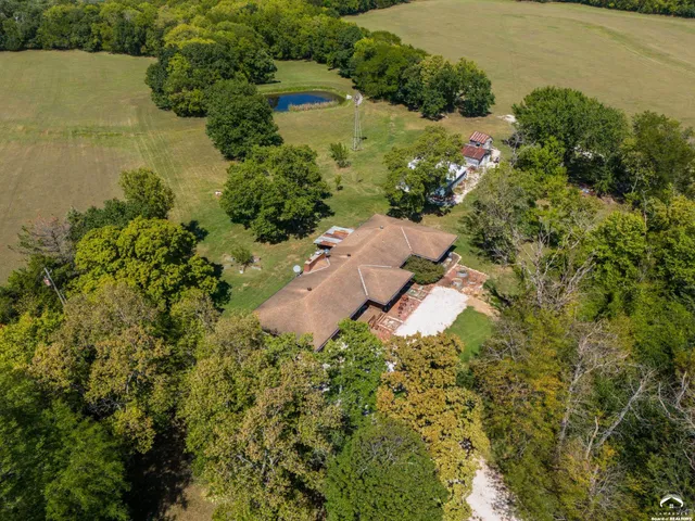 $2,400,000 | 1008 North 1700th Road, Lawrence, KS 66049