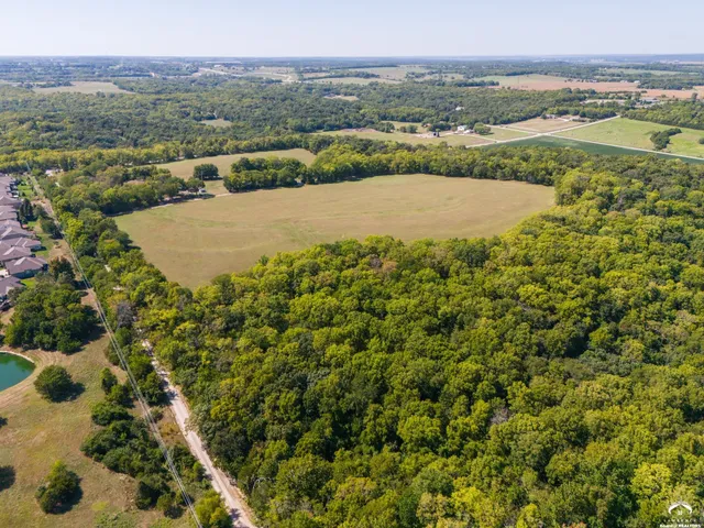 $2,400,000 | 1008 North 1700th Road, Lawrence, KS 66049