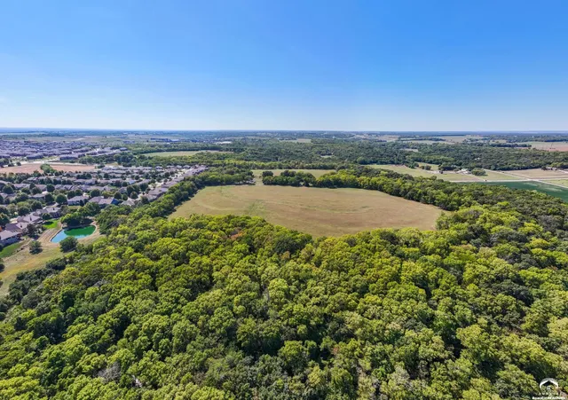 $2,400,000 | 1008 North 1700th Road, Lawrence, KS 66049