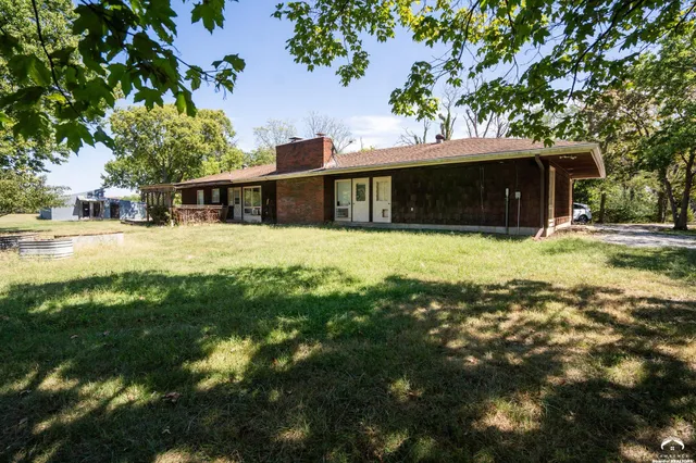$2,400,000 | 1008 North 1700th Road, Lawrence, KS 66049