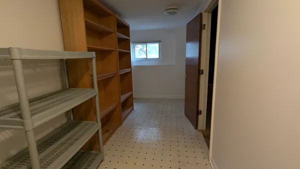 $558,000 | 2284 Briarhill Drive, Naperville, IL 60565