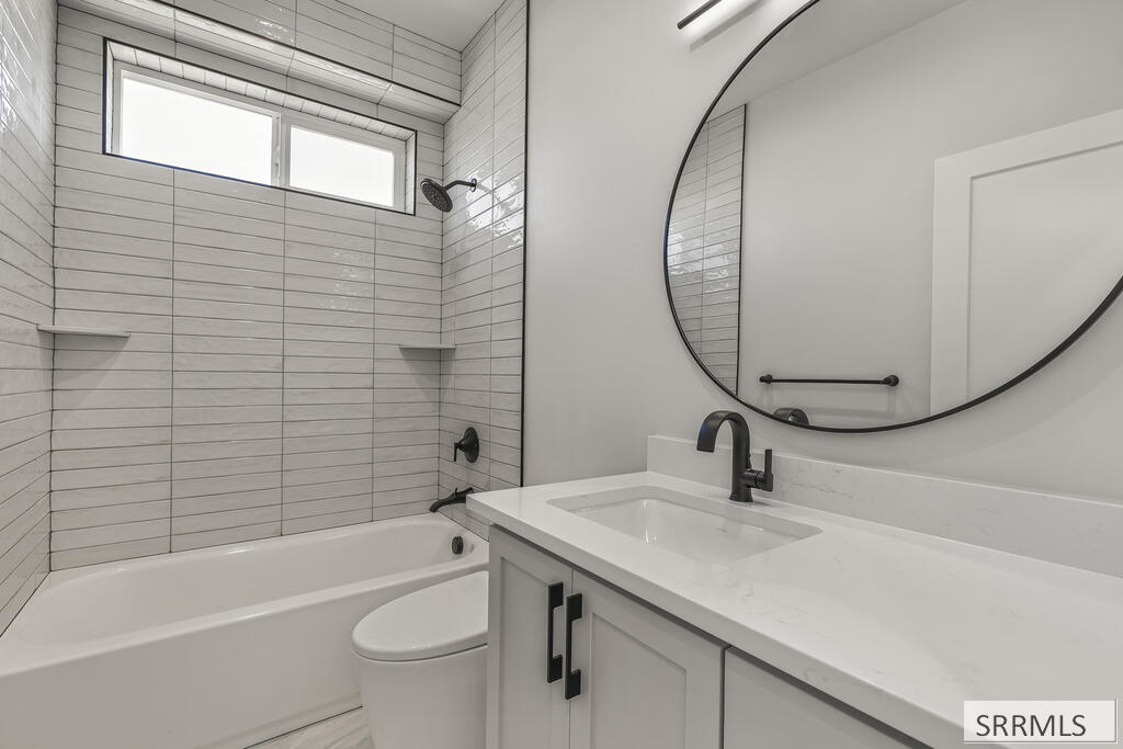 3765 369 North Rigby, ID 83442 - Photo 49 of 61 Main Bathroom
