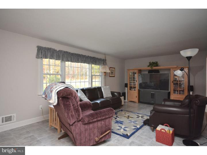 248 Federal City Road Pennington, NJ 08534 - Photo 10 of 25 Gallery Image 10