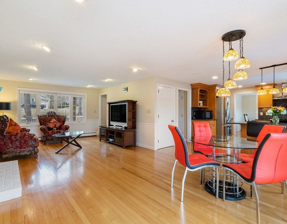 199 Ruggles Street Westborough, MA 01581 - Photo 7 of 42 Gallery Image 7