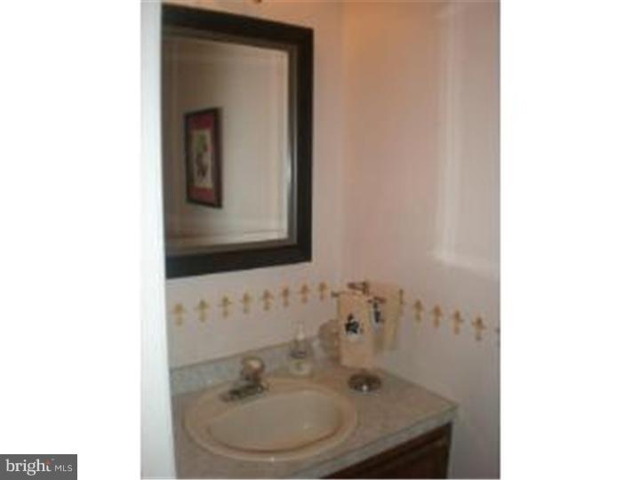 34 Christopher Road Voorhees, NJ 08043 - Photo 10 of 25