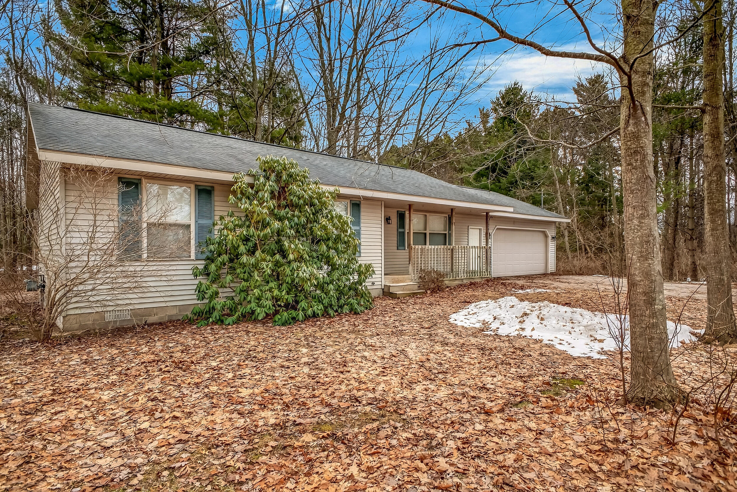 9324 Whitbeck Road Montague, MI 49437 - Photo 2 of 49 9324 whitbeck-8
