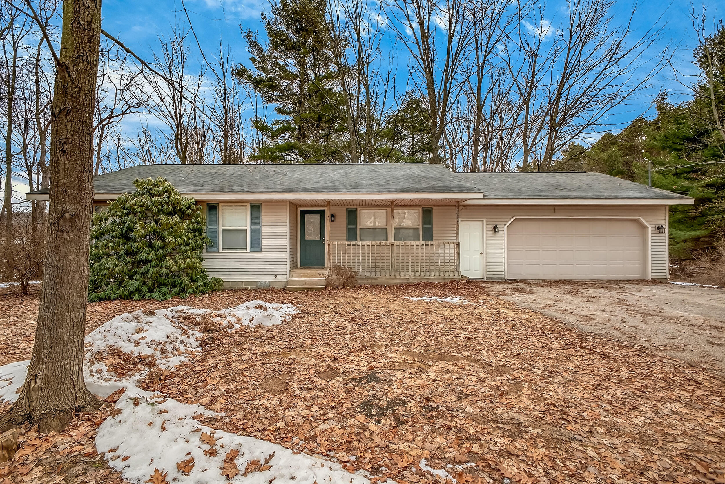 9324 Whitbeck Road Montague, MI 49437 - Photo 8 of 49 9324 whitbeck-7
