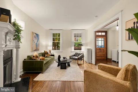 $1,200,000 | 624 D Street Northeast, Washington, DC 20002
