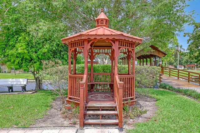 $186,500 | 553 Covered Bridge Boulevard, Lake Worth, FL 33467